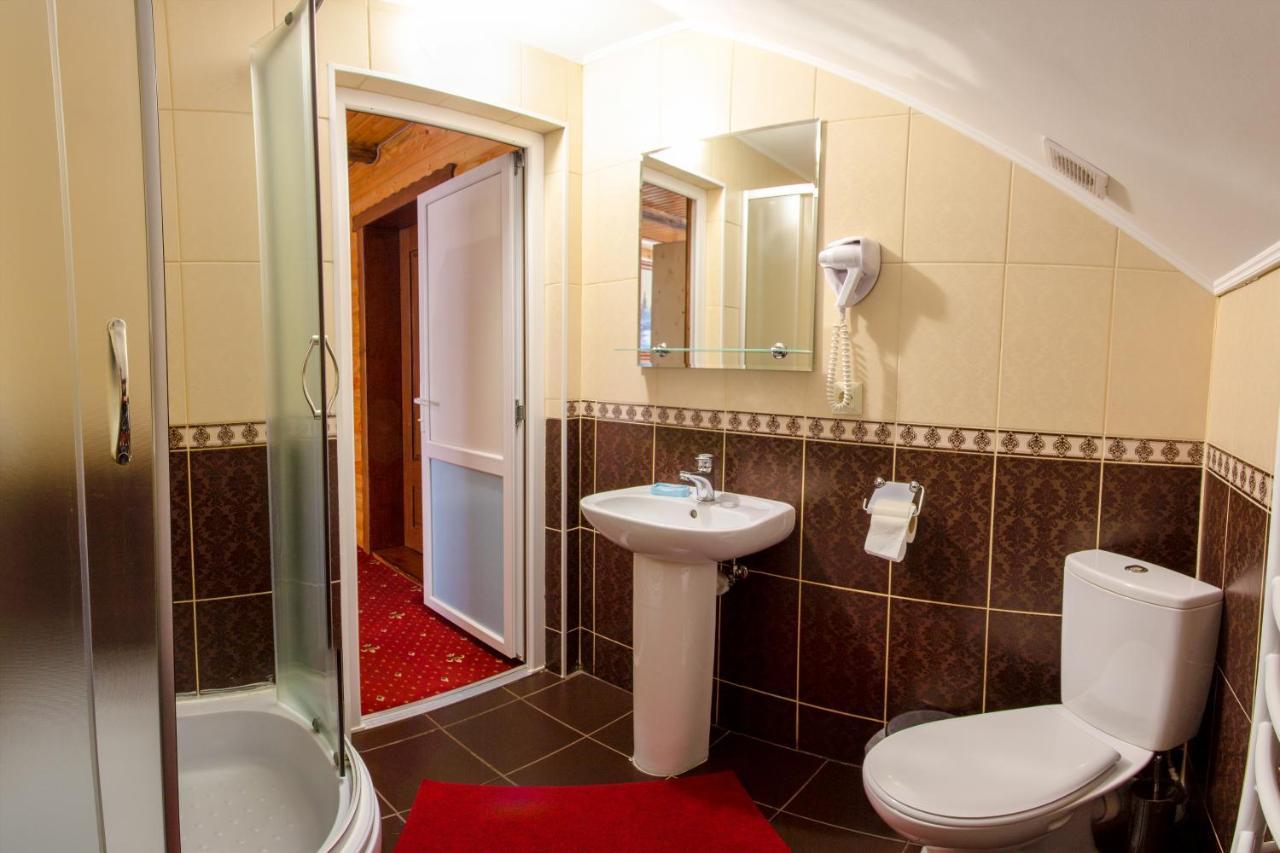У Мар'Яни І Назара Hotel Yaremche Exterior photo